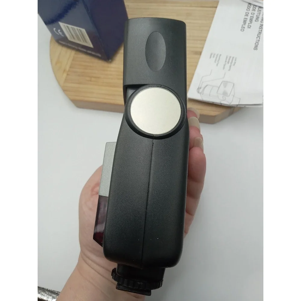 Nissin 34iaf‎ Auto Flash for Nikon Or Canon EOS Cameras Open Box